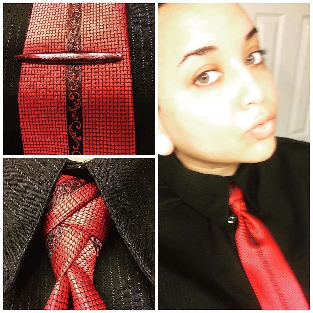 nehthelania's tweet image. When you realize you got fingerprints on your tie bar after the fact lol. #stilldapper #da… ift.tt/22KSoUO