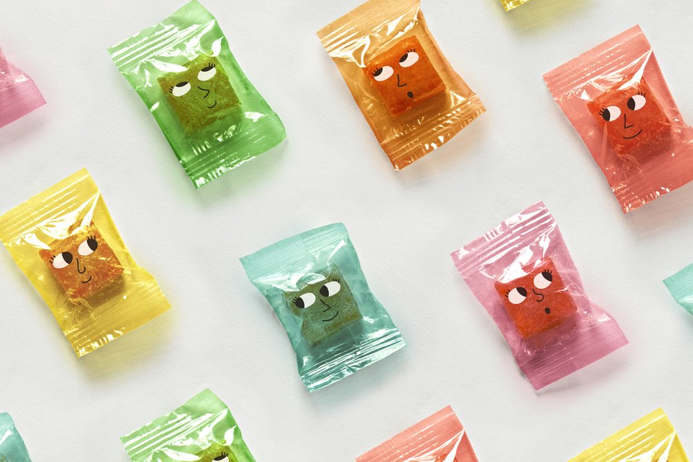 lacriaturacreat's tweet photo. Un packaging molón de caramelos 🍬😍🍬  https://t.co/KCDvyIlNDZ via @thedieline https://t.co/I3Gidd1fMw