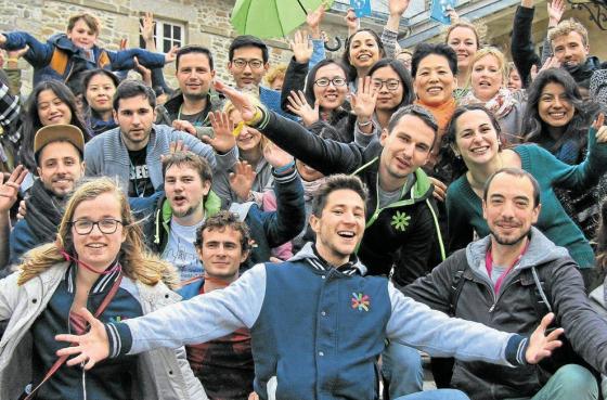 Les #Erasmus ne veulent pas plier après #Bruxelles >> bit.ly/1XZMjgw <a href="/ESNSpringBreizh/">Spring Breizh</a> #Dinan