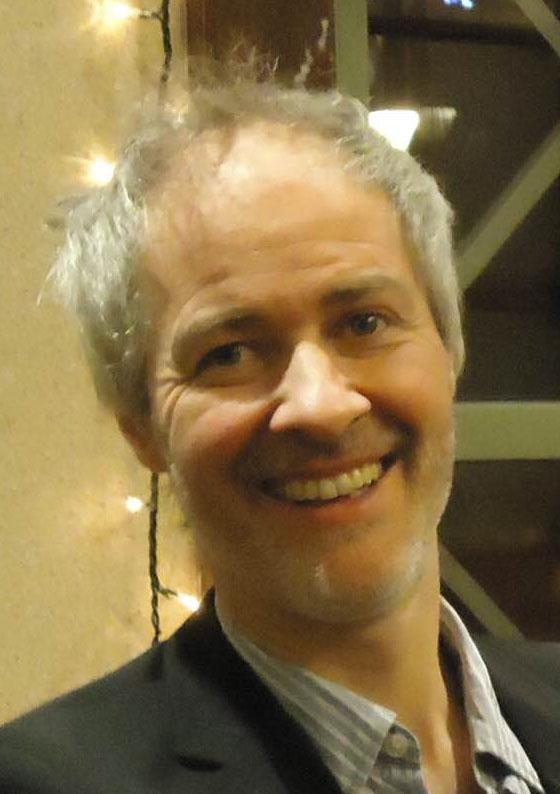 Pensées pour Gilles Laurent, monteur son, tragiquement disparu lors des attentats du 22 Mars.
#BrusselsAttacks