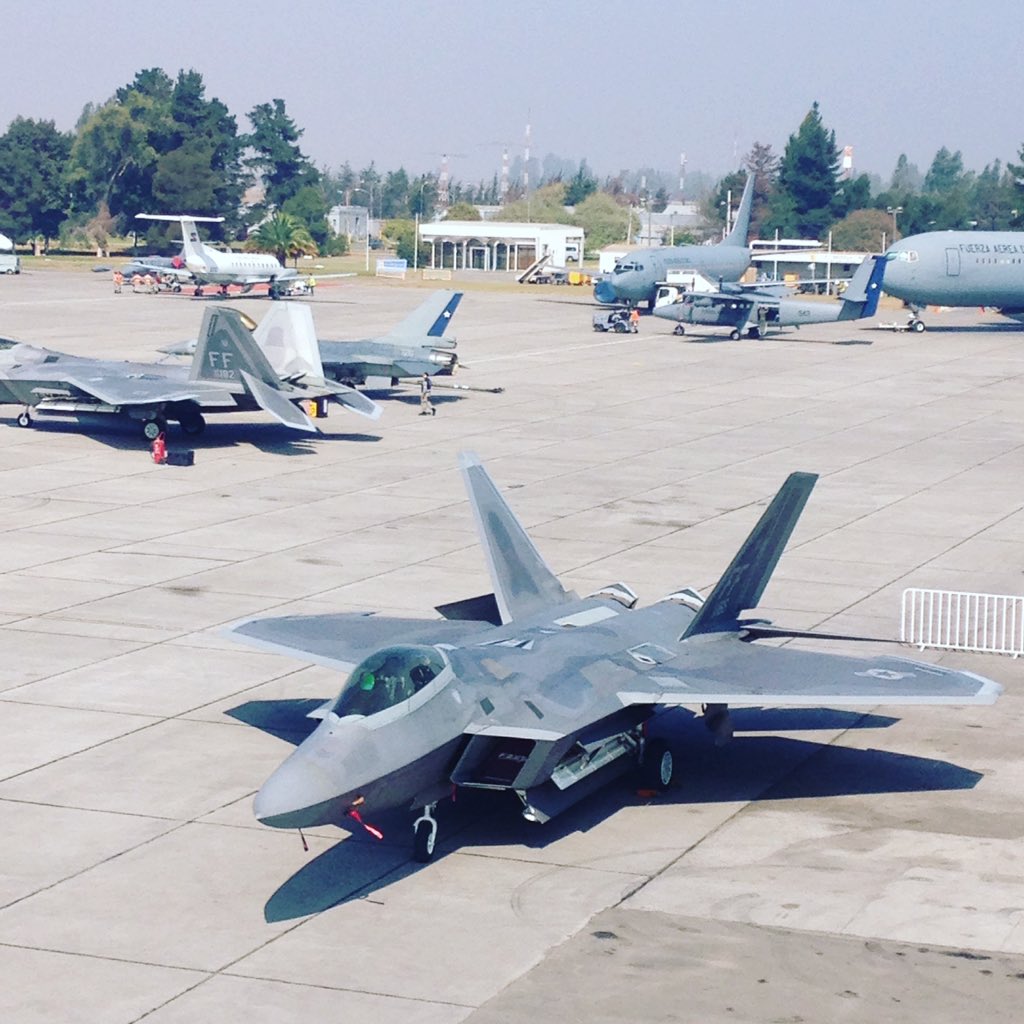 CeuYs4KWQAId-Hx.jpg:large