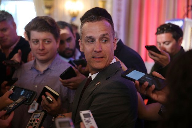 BuzzFeedNews's tweet photo. Trump Campaign Manager Charged With Battery After Allegedly Manhandling Reporter https://t.co/xH6OzrY0Ul https://t.co/6u0ybhs70f