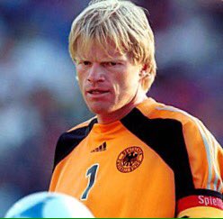 TheHeadtoHead's tweet photo. Who is better? Present or past...

RT for Buffon
LIKE for Kahn

#GERITA https://t.co/UwTRLfwfYJ