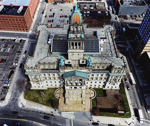 ShowMeDetroit's tweet photo. 20 jaw-dropping drone photos of Detroit
READ: https://t.co/6Z8qLDKBpd
@metrotimes @VisitDetroit https://t.co/oeuzCNAsBf
