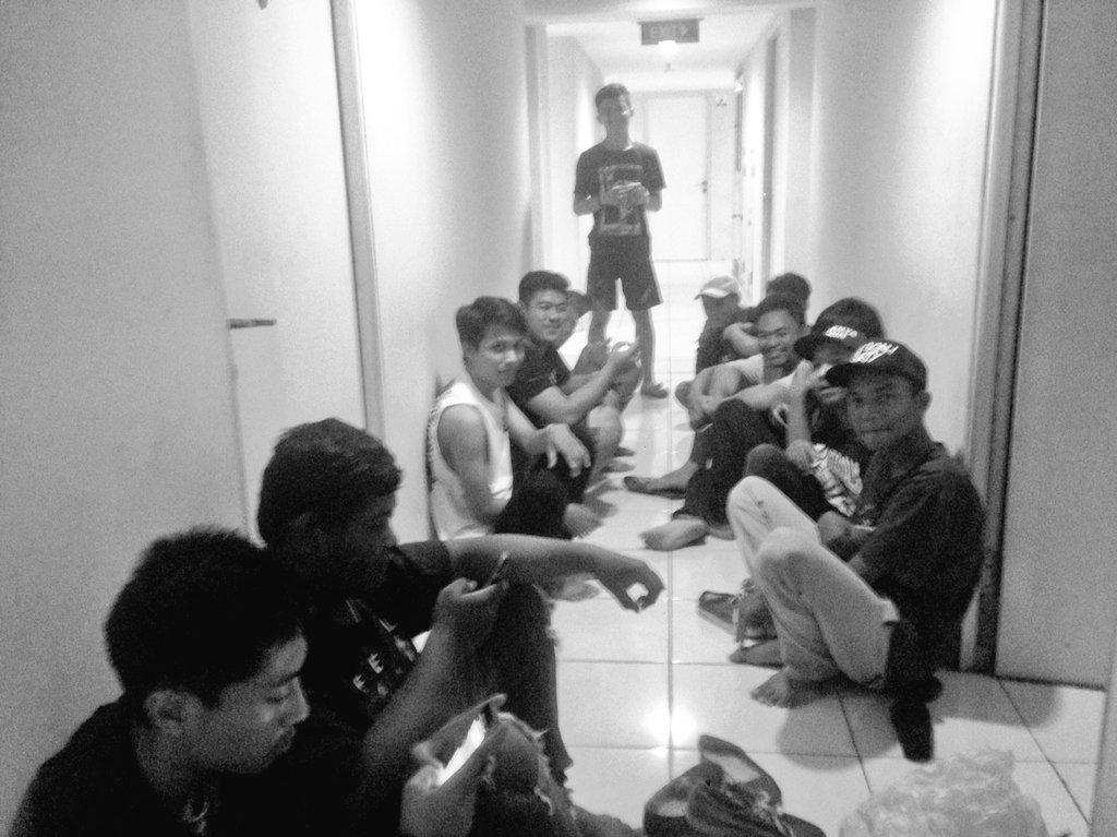 LastGoal_ID's tweet photo. :) COOLKIDS &amp; @gubuk_id terima kasih buat surprisenya guys!!!!! https://t.co/1Opua1r9vj