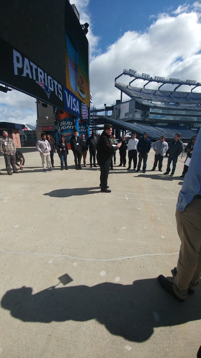 G2_DreamTeam's tweet photo. Getting ready to do the 360 photos #LGG5BOSTON @SellWithLG https://t.co/26RkCDeU6Z