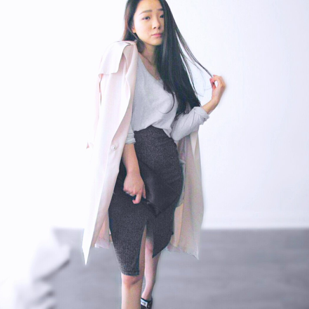 polkad0tsbeauty's tweet image. Blush Trench 💗 #blogger #styletuesday #fashionblogger #blogchat #springessentials #ootd #outfitoftheday #outfitpost