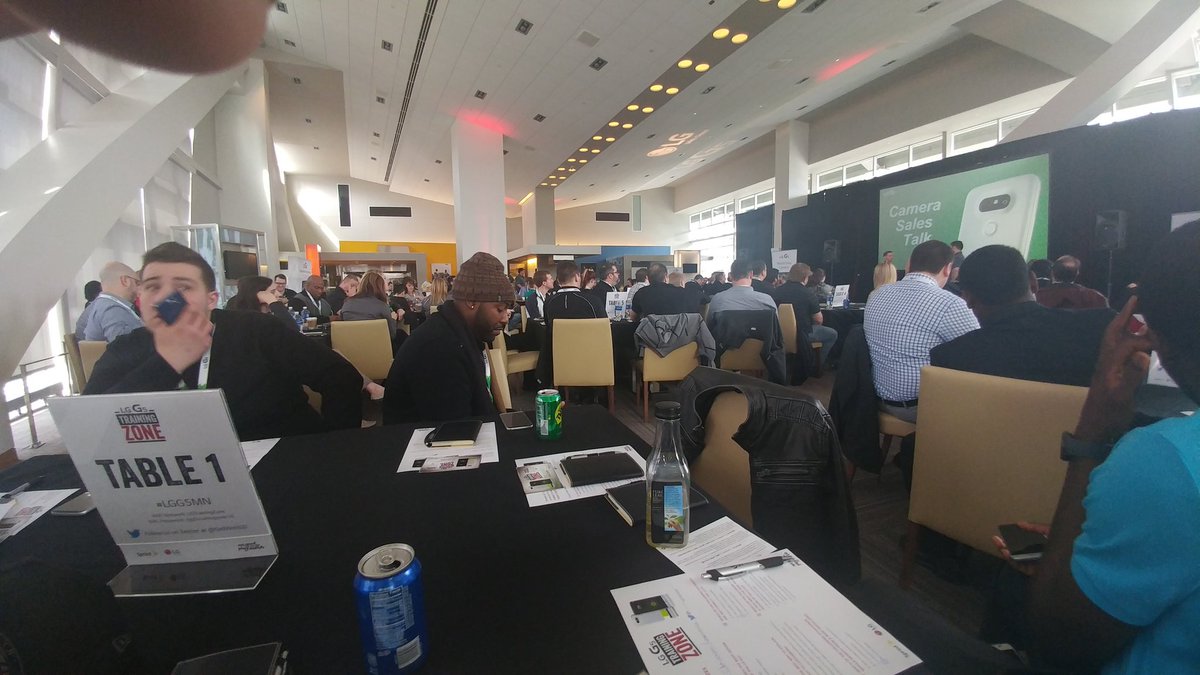 SprintGL941's tweet photo. Wide angle shot!! #LGG5MN https://t.co/71bqQzePXN