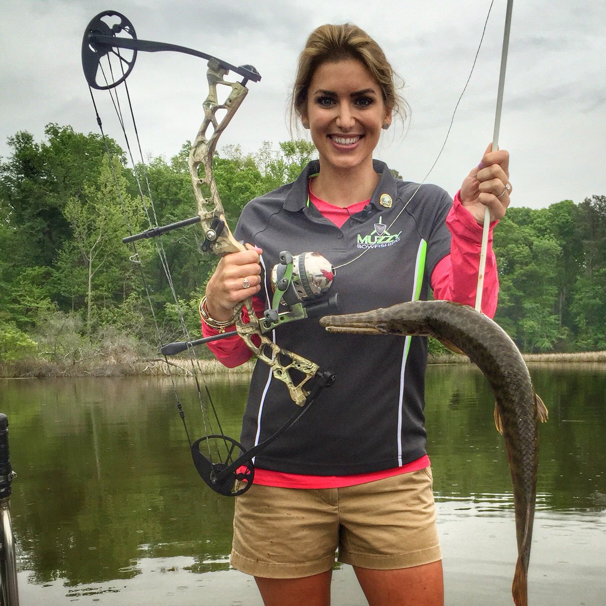 DiamondArchery's tweet photo. RT @EvaShockey: Ready for #BOWFISHING season!!!! πππ #MuzzyClassic #InfiniteEdgePro #DiamondArchery https://t.co/4h6CqI9uVb
