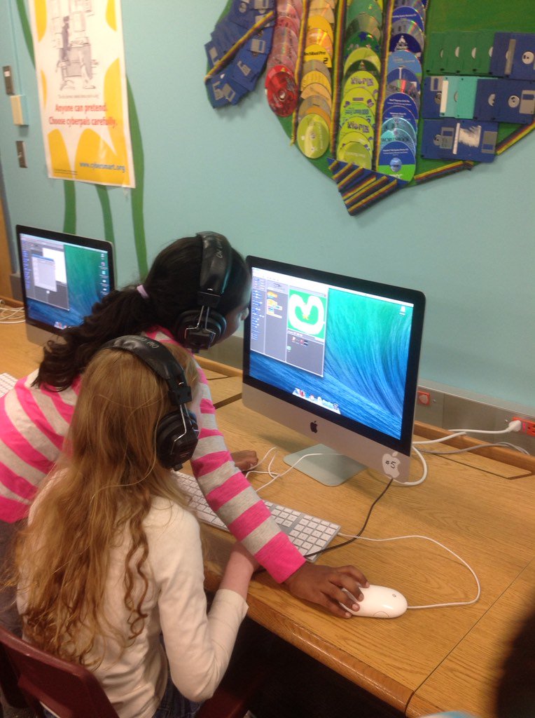 Fossum1stGrade's tweet photo. Today in 3rd grade, we are creators, explorers, collaborators, problem solvers, and 21st century thinkers. #coding https://t.co/xxNYviNXwY