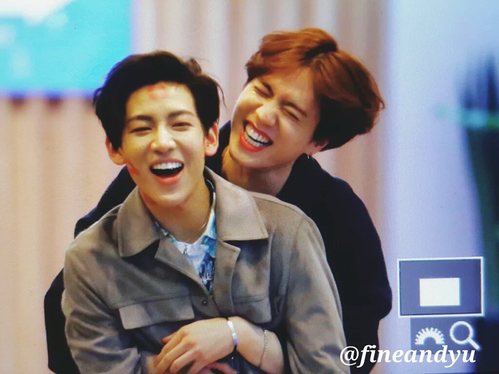 AMM_KT's tweet photo. ยูคยอมโซแฮปปี้ ~ 🙈🐜🐍👄 #YugBam https://t.co/MWlptBpI66