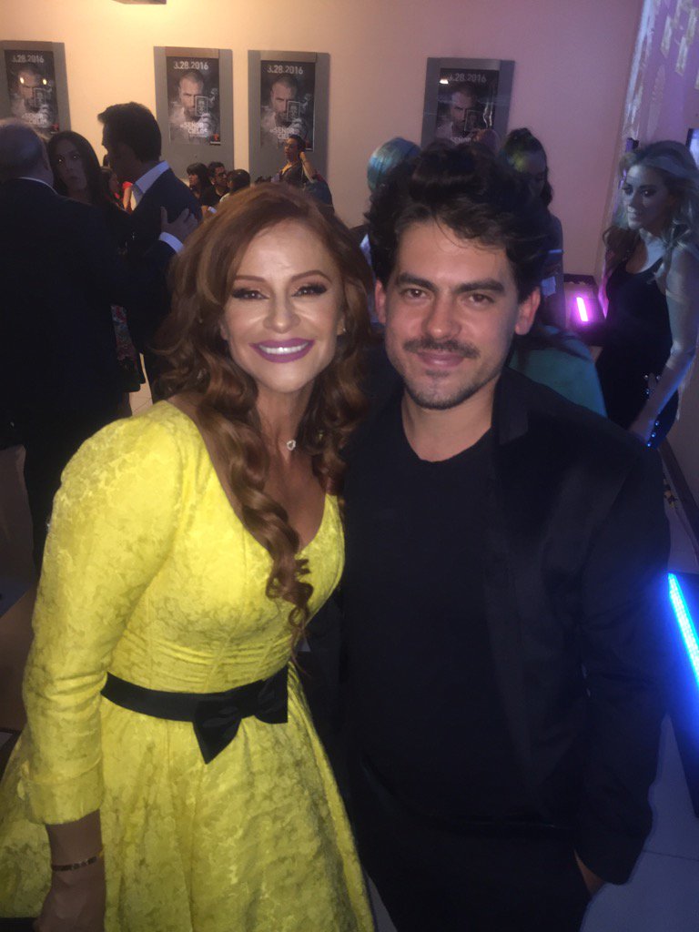 wdeloscobos's tweet photo. #Isamel Casillas Guerra y #Tata Guerra https://t.co/17hyt7Kg7P