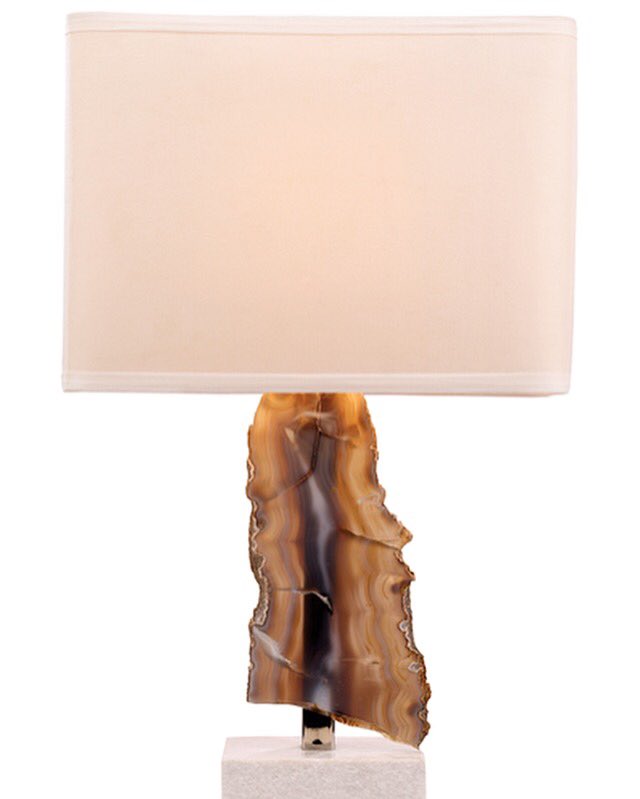 DimondLighting's tweet photo. #Magnificent #NaturalBeauty Minoa #NaturalAgate #Table Lamp #uniquechic #interiorstyle #EGI https://t.co/9JutcLenFa https://t.co/2TOOxdQI90