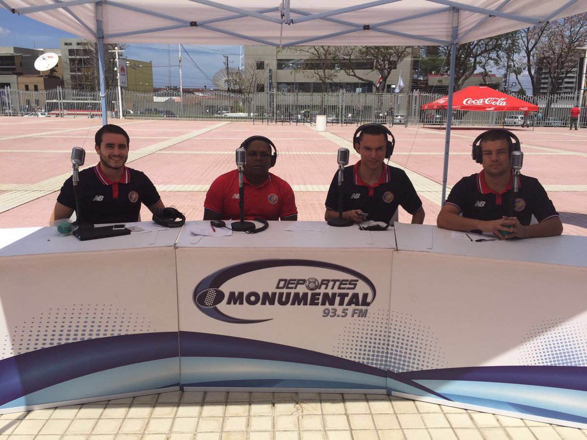 RadioMonumental's tweet photo. #120minutos apoyando a #LaSele. ¡Hoy juega #CostaRica! #DM935 https://t.co/ZL3pNTmp52