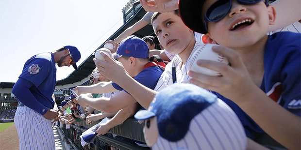 AZSports's tweet photo. Kris Bryant helps young man land prom date. #HaboobBlog https://t.co/HhybNZ8AB6 https://t.co/mkUFnsA7KV