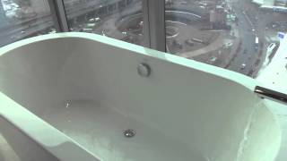 MoVernie's tweet photo. My #MoVernieVideo on my tour at #DeltaToronto is brought to u by my sponsor #WinmarToronto https://t.co/zpXEJRpZYp https://t.co/prOmfpADCr