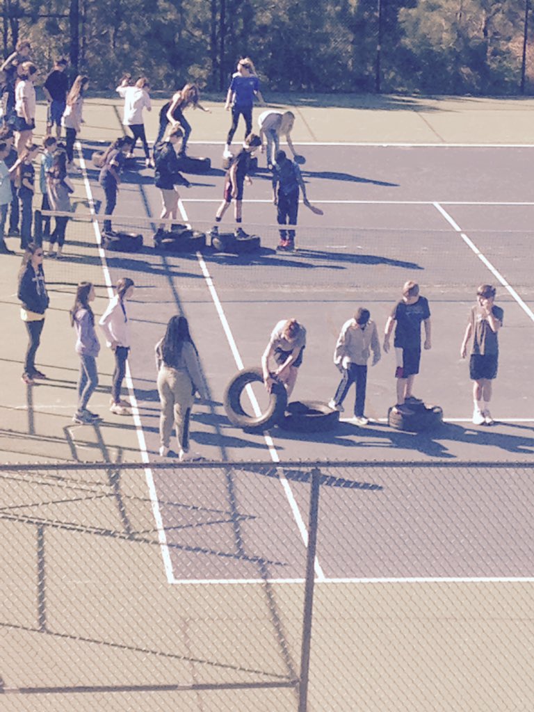 AMMSPE's tweet photo. Adventure Quest doing a little teamwork on tires! @AMMSLions https://t.co/hhc7nEVnFn