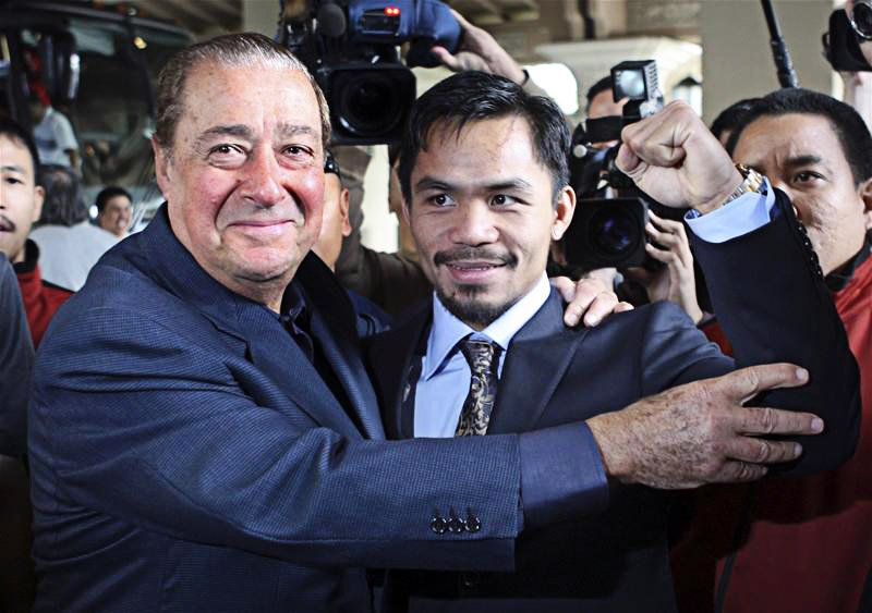BoxingNewsED's tweet image. From Muhammad Ali to Manny Pacquiao – Bob Arum commemorates 50 years in boxing: boxingnewsonline.net/from-muhammad-… #boxing