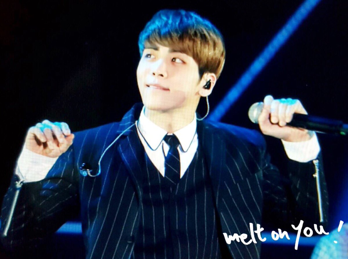 160329 Jonghyun‬ @ '2016 KU Asia Music Awards' Ceux399WEAAjwMM