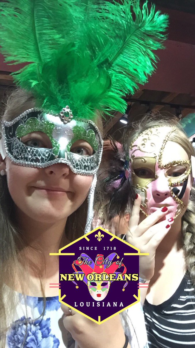 adrienneparrish's tweet photo. Happy Birthday to the best friend I could have ever asked for ❤️👯👭 https://t.co/qvB4A8Sgb9