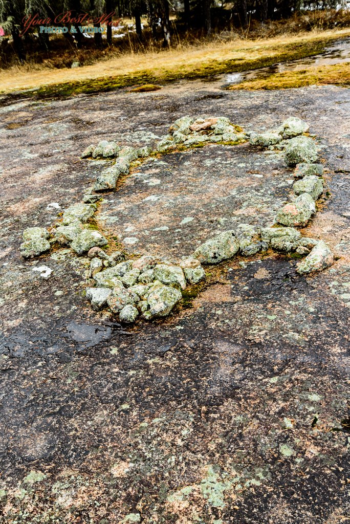 YourBestShotWPG's tweet photo. Check out these photos of the #Petroforms at Bannock Point in the #Whiteshell. #Manitoba https://t.co/v3wajZQFPv