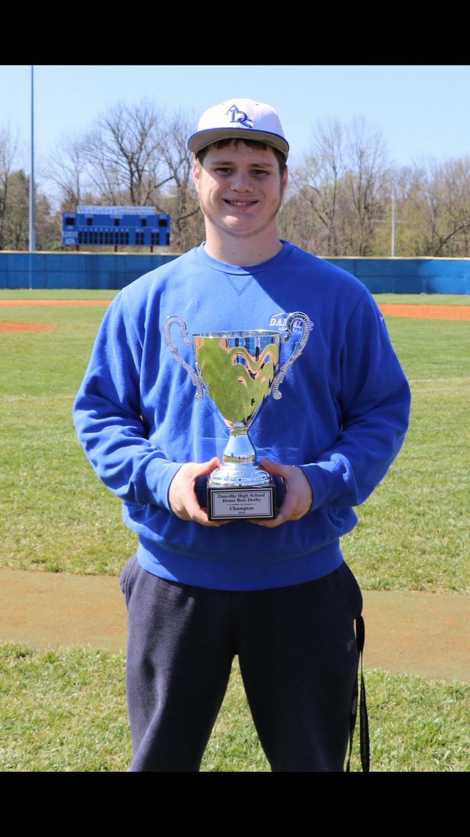 AdmiralDanville's tweet photo. Congrats to Hamilton Young. 2016 home run derby champion https://t.co/J5Y3EhpWfp