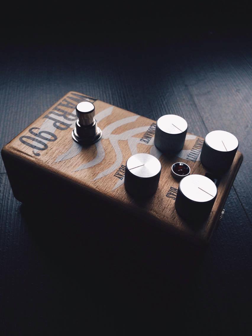 sedemminut's tweet photo. Warp 90' guitar fx #guitarfx #guitar #fx #analogpedal #guitarpedal #pedal #analogoedal https://t.co/3t752akz2g https://t.co/gzDGa7l7ok