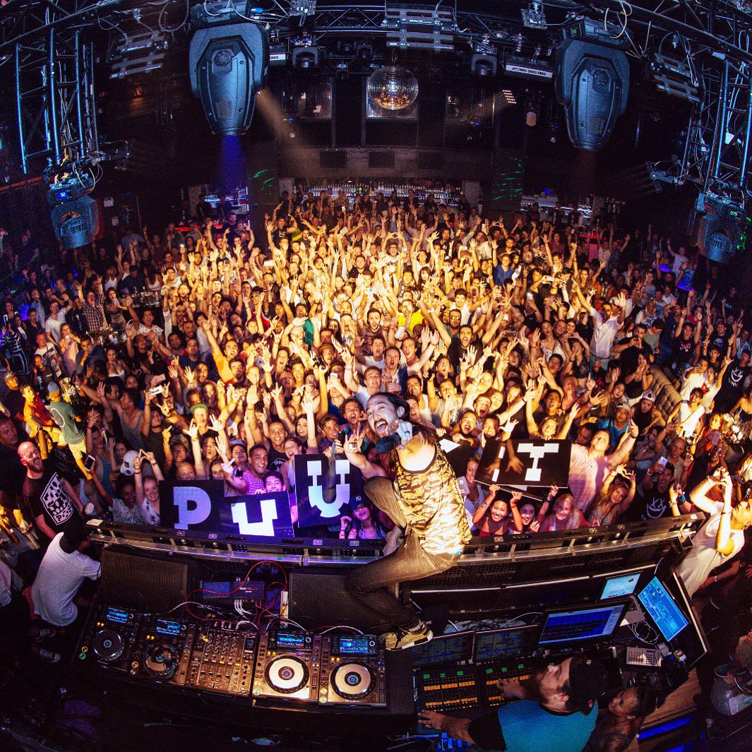 I said Fuck it in Phuket! 😂🖕🏼📸🔝 https://t.co/CVyKH027Xk