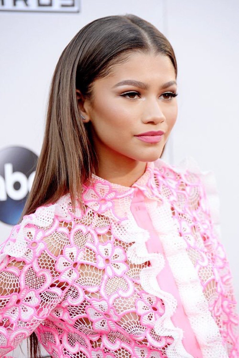 zendayabr tweet picture