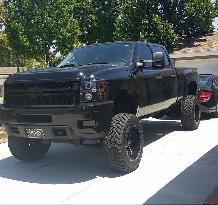 alloffroading's tweet photo. Chevy🏆 https://t.co/2N81C0WOyn