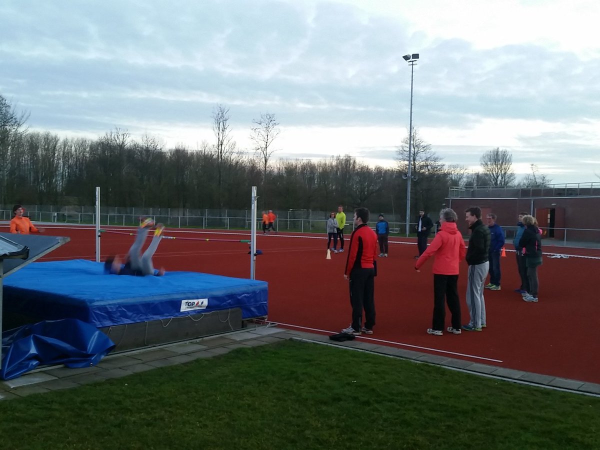 De nieuwe juryleden <a href="/AVClytoneus/">AV Clytoneus Woerden</a> moeten zelf ook als atleet optreden bij de jurycursus.