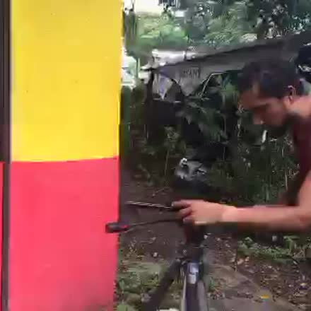 bambuddha_earth's tweet photo. |REPLAY| Full circle...movie making. #rastaman #johnnydread #katch #Periscope https://t.co/DGyBSjO3Vi https://t.co/fz0O1RsFci