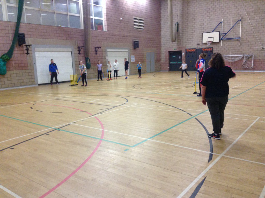 MarkJobling163's tweet photo. @lozwinfield @Chance2Shine to all the girls who came along to cricket in Hambleton and Boro today #couldntgetout https://t.co/ltJs4MkHqJ