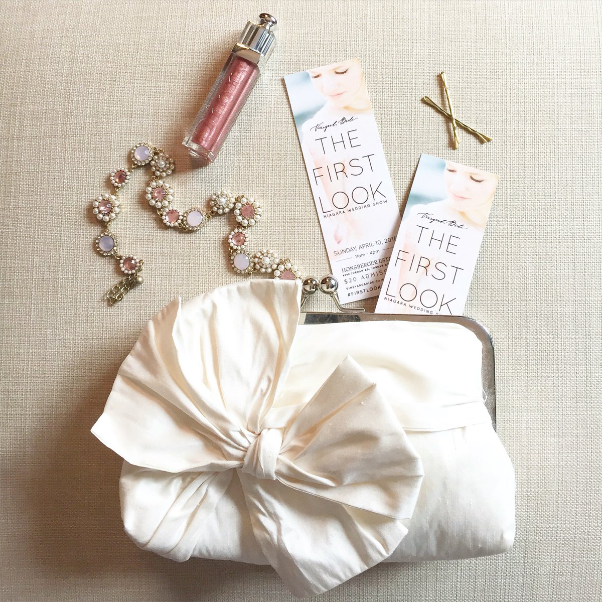kjandco's tweet photo. Win tickets to @vineyrdbride's #firstlookniagara &amp; meet me at the show https://t.co/DT753M0kKE #vineyardbride https://t.co/awlWsk9Omi