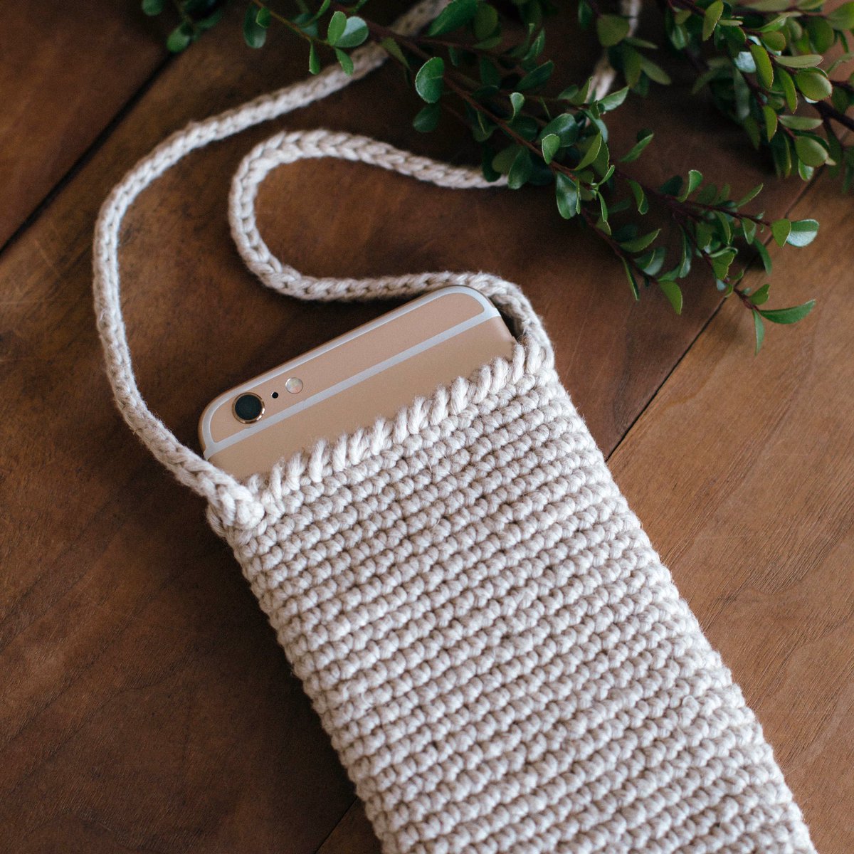 WillysDetroit's tweet photo. Packing light? Grab the latest crocheted pouch from @Lauren Manoogian. https://t.co/WV3VebtGWP