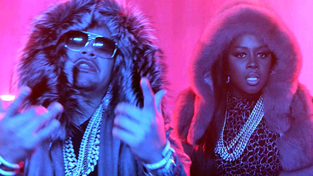 Vevo's tweet image. Turn all the way up with @fatjoe + @RealRemyMa feat. @FrencHMonTanA: bit.ly/1RIr1zf