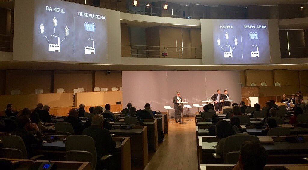 Place au pitch!!! @FranceAngels #franceangelstour <a href="/mabanque_bnpp/">Ma Banque BNP Paribas</a> <a href="/LYONMAngels/">LyonMétropoleAngels</a>