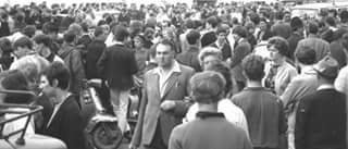 GetStevieP's tweet photo. Just a face in the crowd...
@BritishSubcult @paulhallam65 https://t.co/WR9NzsPd8W