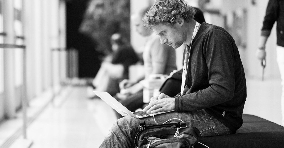mashable's tweet photo. 5 tips for writing the perfect STEM CV https://t.co/tCCf8lg9Tz https://t.co/81Dqiu1d8w