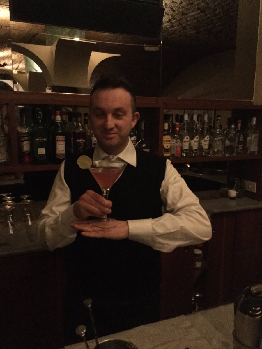 corsiaibm's tweet image. Venerdì 6 Maggio ore 20:00 presentazione del livello avanzato per Bartender a Firenze 
info: aibm.florence@gmail.com