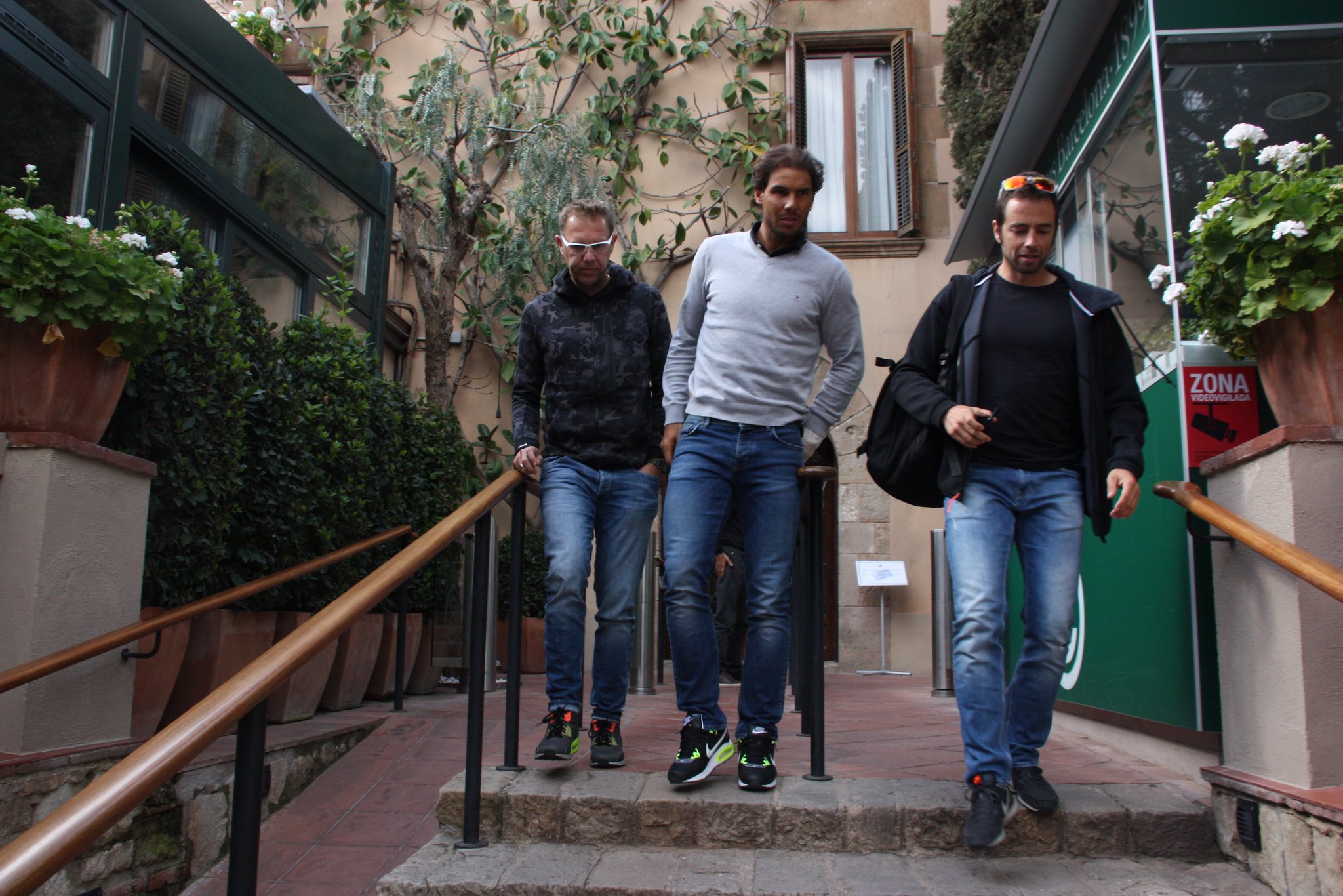 CevNA3-WQAAlOlt.jpg:large