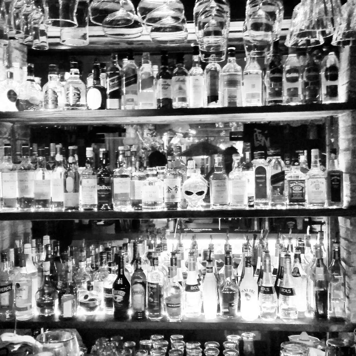 Not what I was told hanging around in a bar was about.... 👽✌