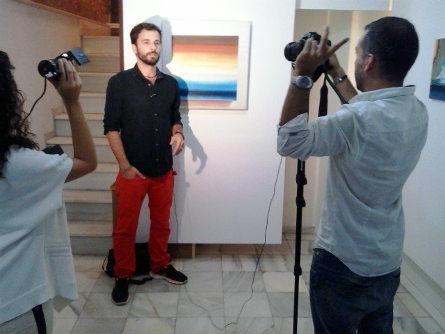CavecanemG's tweet photo. En otoño de 2014, Alejandro Botubol presentaba 'Sol Negro': tránsitos entre paisajes inventados e interpretados. https://t.co/UukzJ7YPhZ