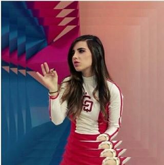 Jenny_Parody's tweet photo. Lindo Dia💁
¡Focus!👌
#LaCQ ❤ https://t.co/Ylr6tXELPs