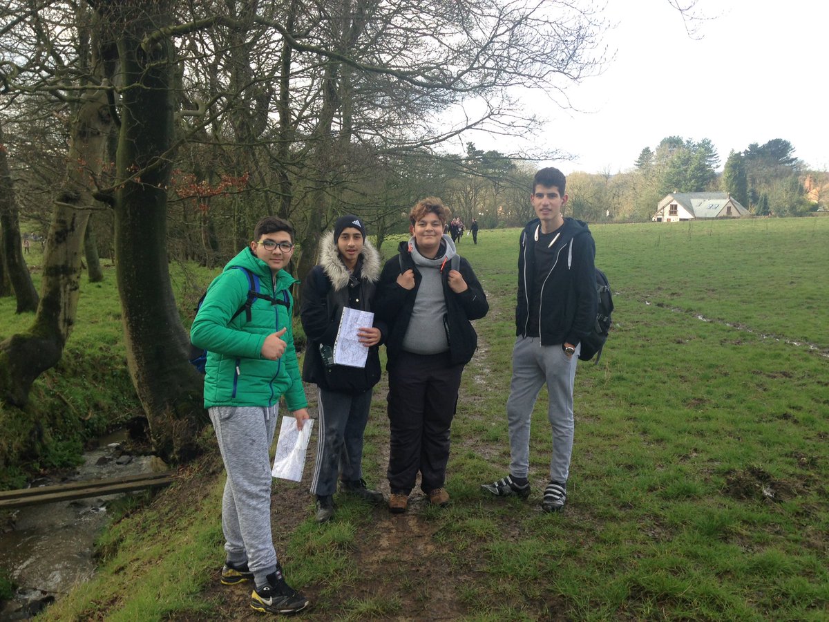 AssisiStepUp's tweet photo. Conditions were not easy for @asfaDofE students today,but we rose to the challenge and enjoyed it @ACADEMYSFA #DofE https://t.co/bjLfSlfGUD