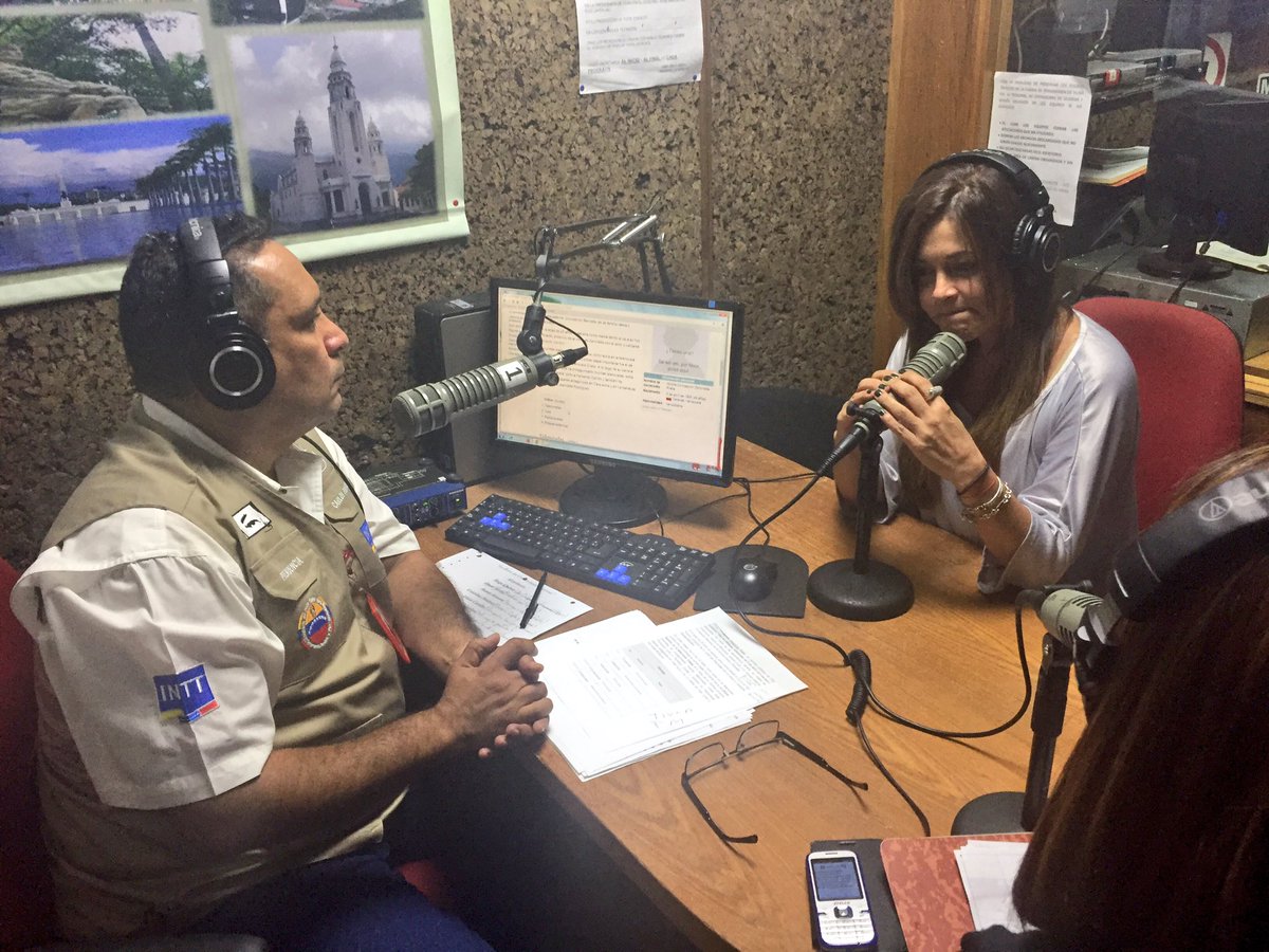 INTTRADIO's tweet photo. La invitada la tarde de hoy al programa "La hora del Comandante Supremo" es la actriz @gigizanchetta  #AlAire https://t.co/tpYY0MPpVY