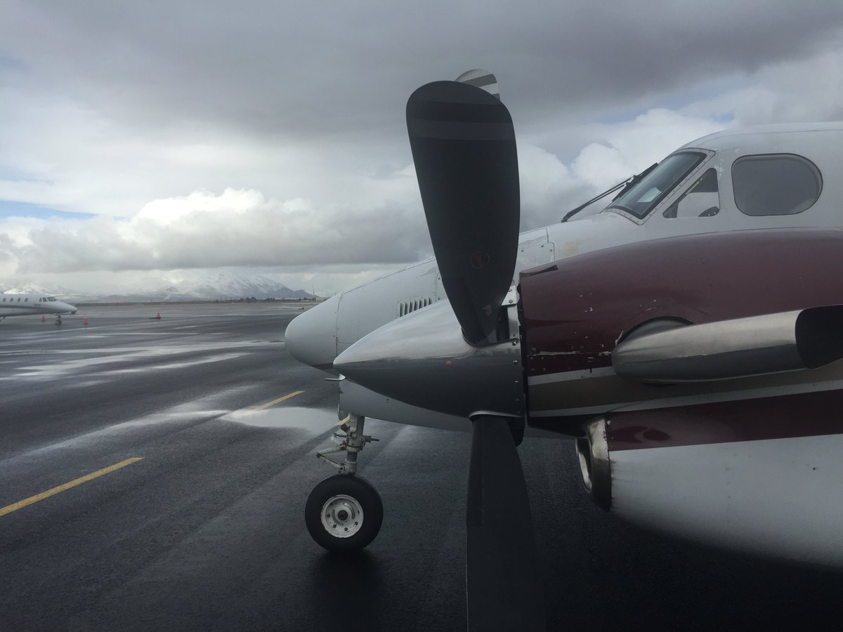 Atlaircharter's tweet photo. Leave #Georgia and it's 66 degrees, get to Salt Lake City and.....it's  not
#Utah #Charter #TravelTuesday #kingair https://t.co/pqgOoq6ftr
