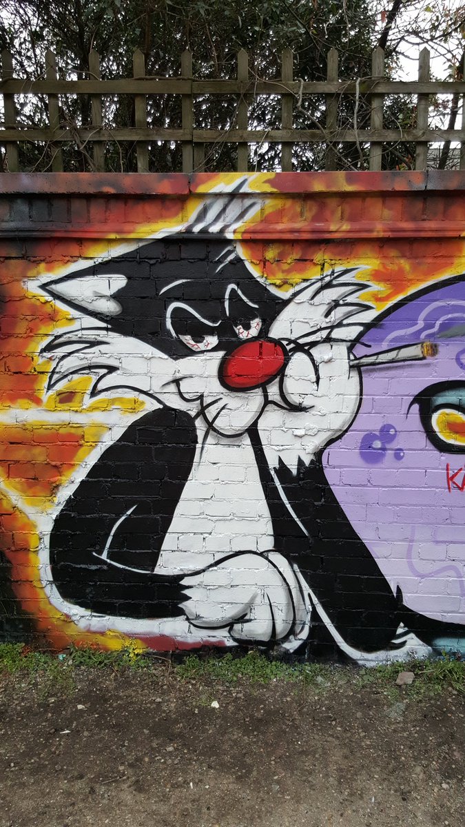itsonthewalls's tweet photo. Today's paint session at #vipgraffiti #londongraffiti #crede #necrew https://t.co/qVLNZvBFyr