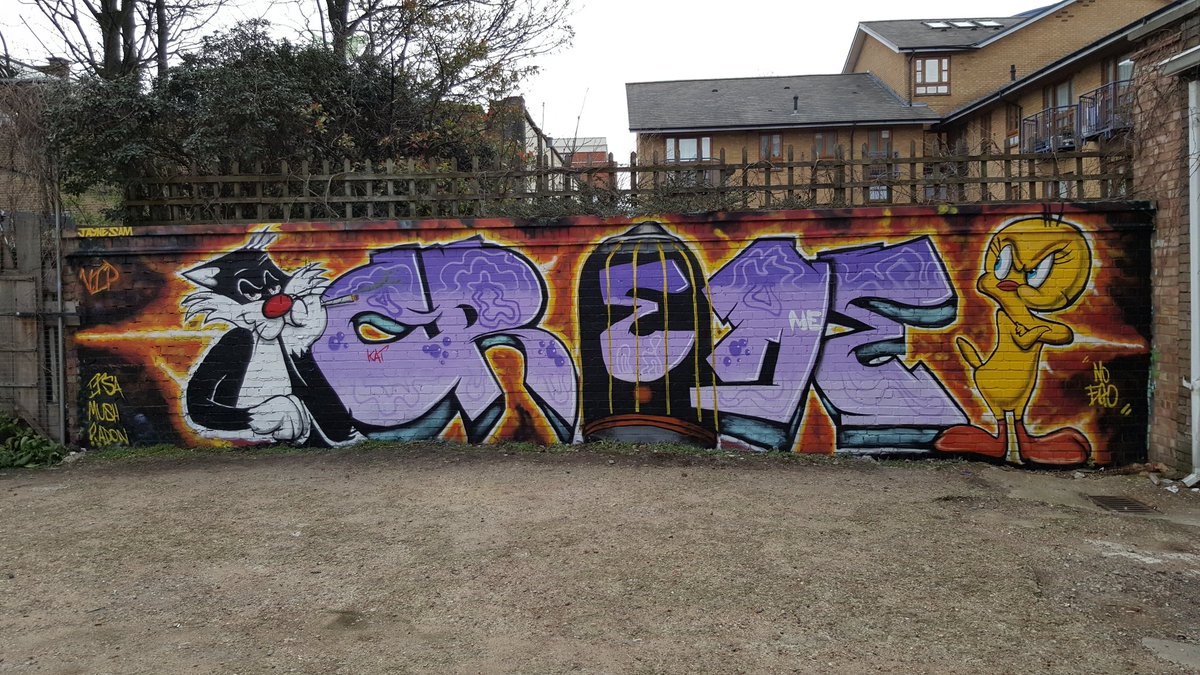 itsonthewalls's tweet photo. Today's paint session at #vipgraffiti #londongraffiti #crede #necrew https://t.co/qVLNZvBFyr