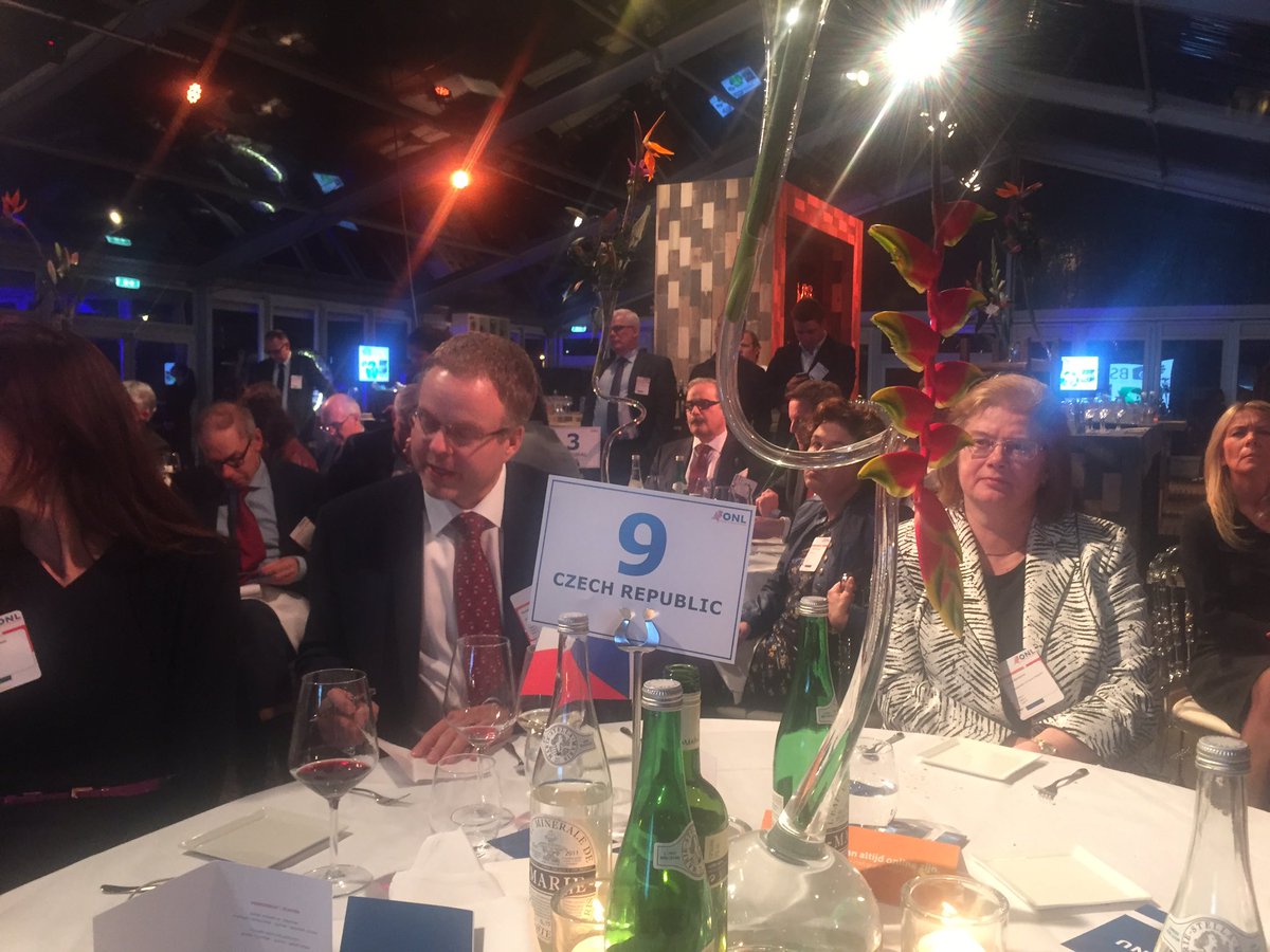 bartomlo's tweet photo. Next round #ONLDinner at the #CzechRepublic table with the CZ Ambassador #Kentico https://t.co/aM444rVnmE